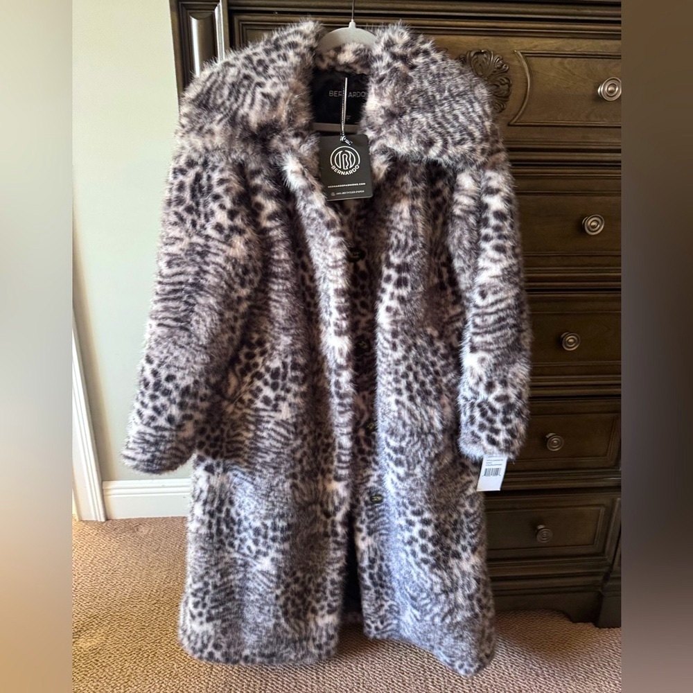 Bernardo faux Fur winter coat